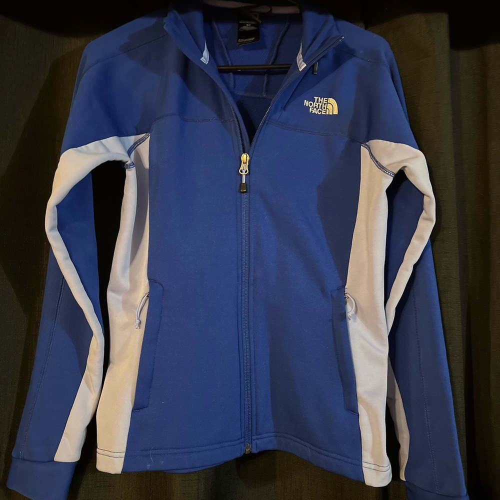 Women’s North Face jacket